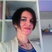 Docente di arabo, con una lunga carriera universitaria, offre passione e competenza per lezioni online, o in presenza (Lecco/Milano). Disponibile per traduzioni dall’arabo all’italiano